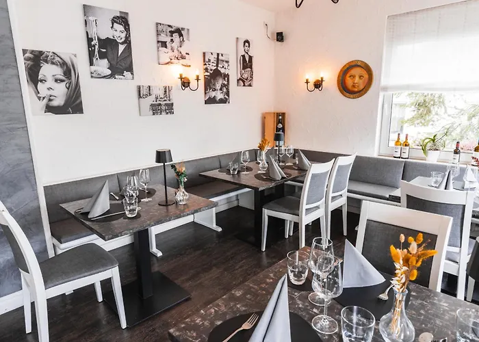 Restaurant Cala Luna Vendégház Marburg